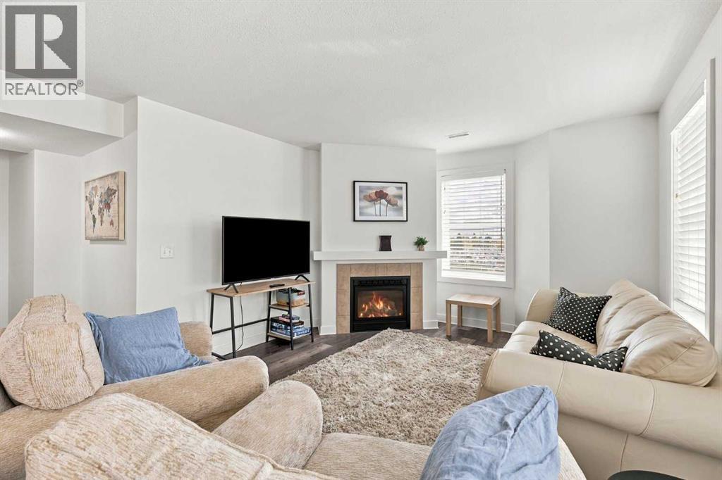 220, 50 Westland Road, photo 3 of 36