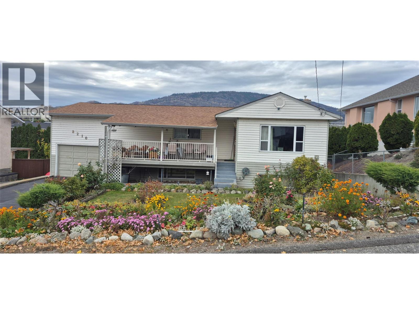 8210 Gala Crescent, Osoyoos