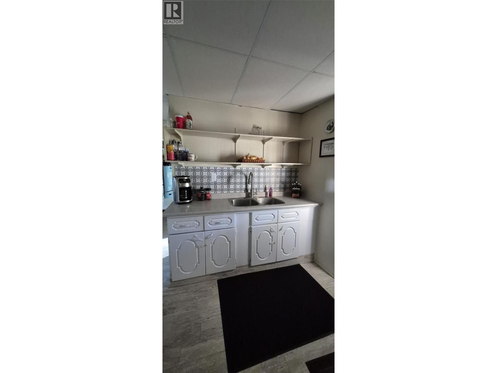 8210 Gala Crescent, Osoyoos