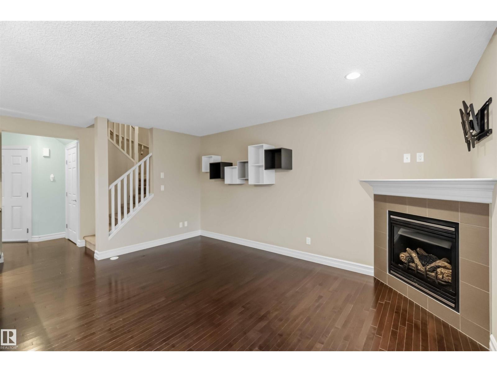 #19 219 CHARLOTTE WY, photo 11 of 47