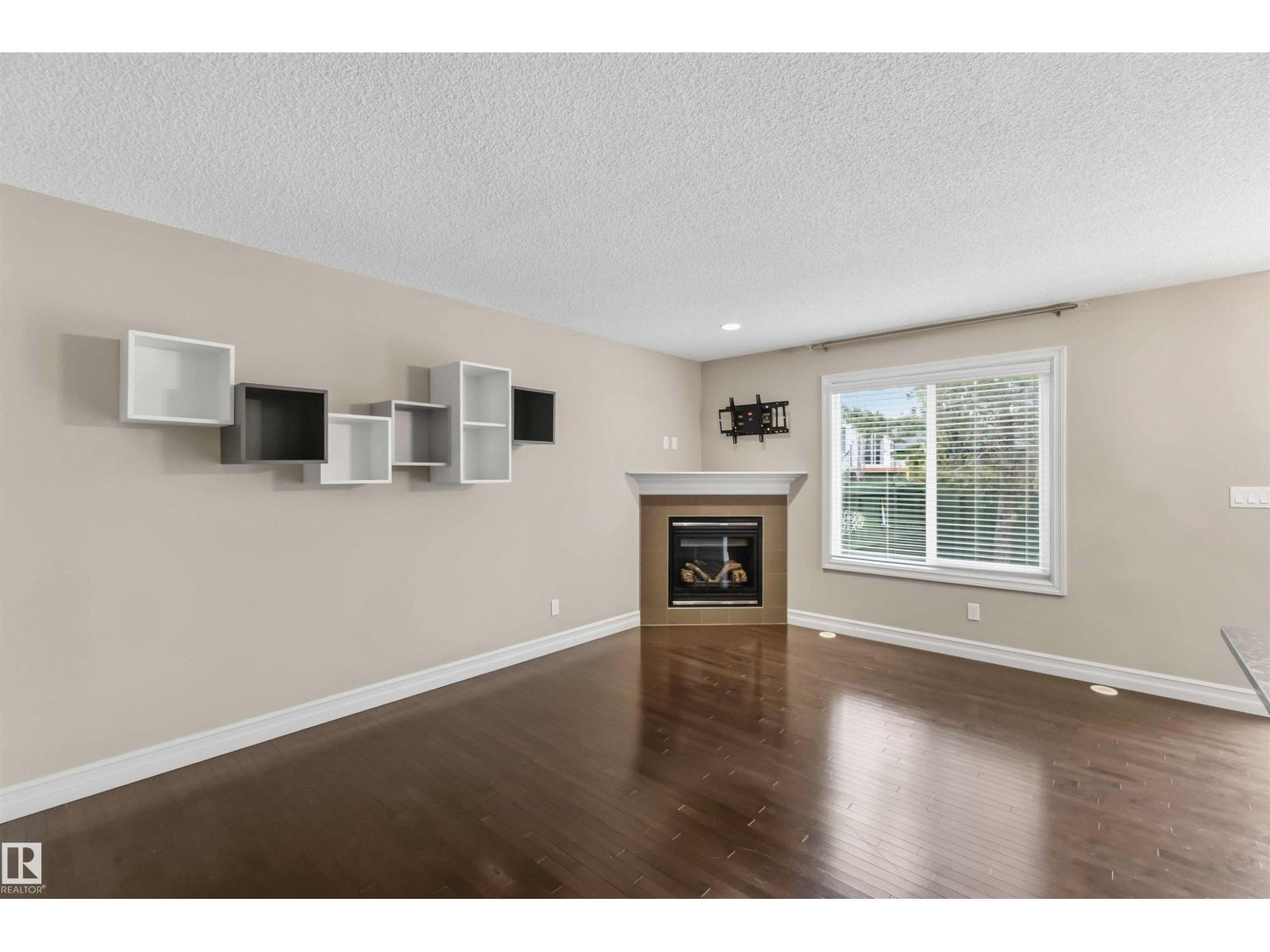 #19 219 CHARLOTTE WY, photo 12 of 47