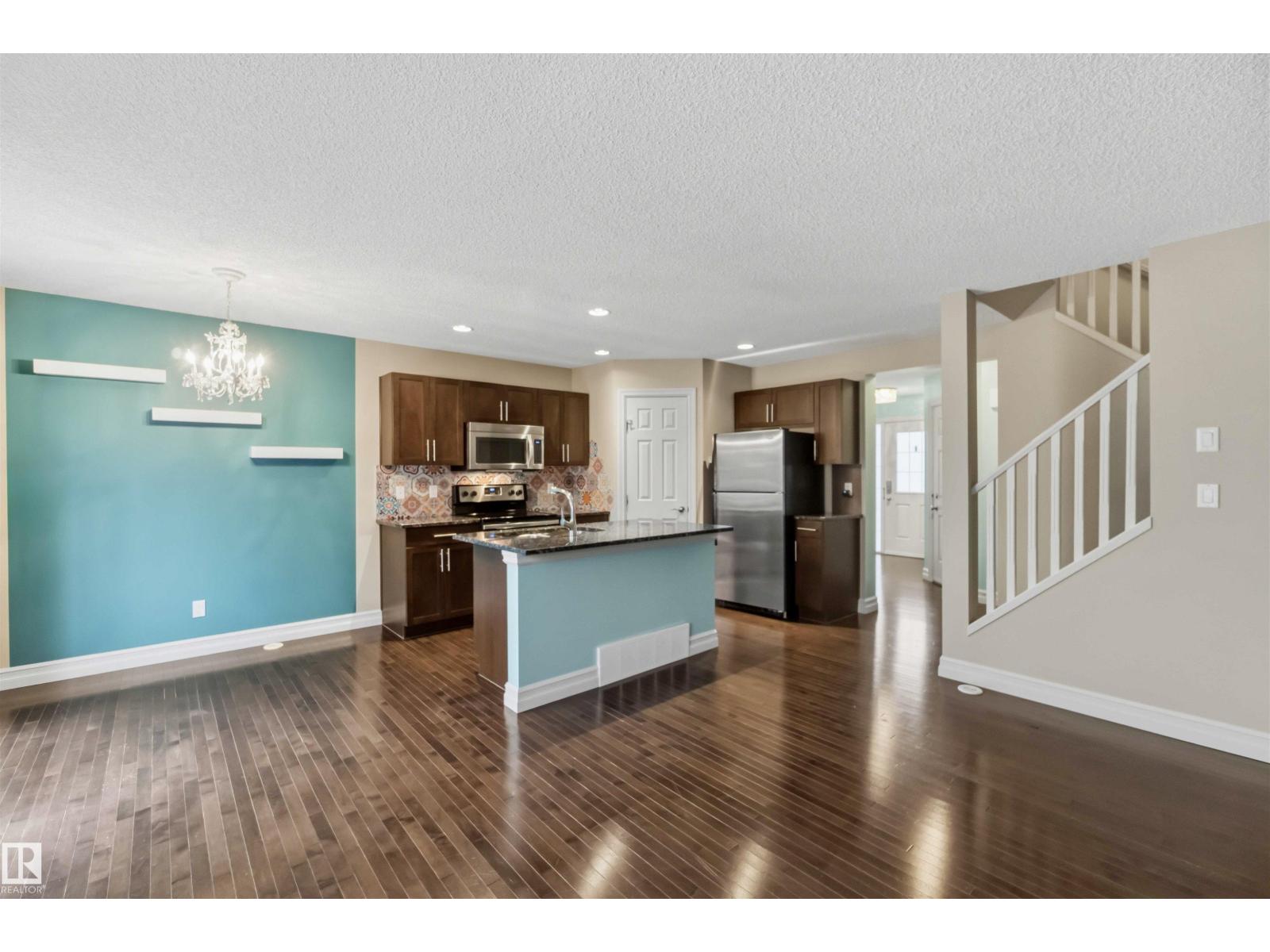 #19 219 CHARLOTTE WY, photo 13 of 47