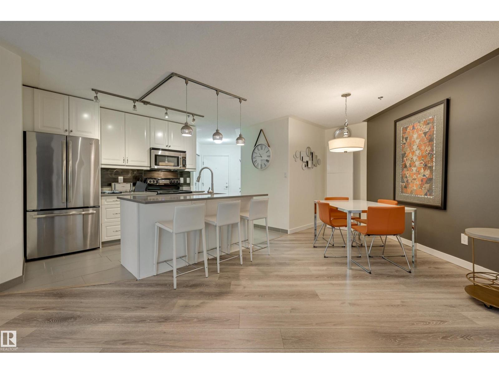 #203 12028 103 AV NW, photo 11 of 44