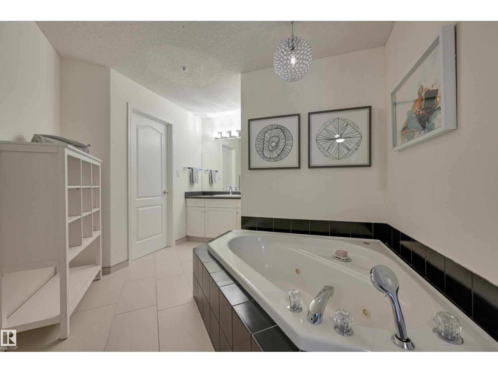 #203 12028 103 AV NW, photo 31 of 44