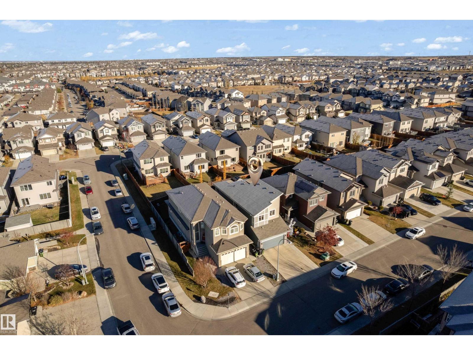 3324 12 AV NW, Edmonton, Alberta, T6T2C4