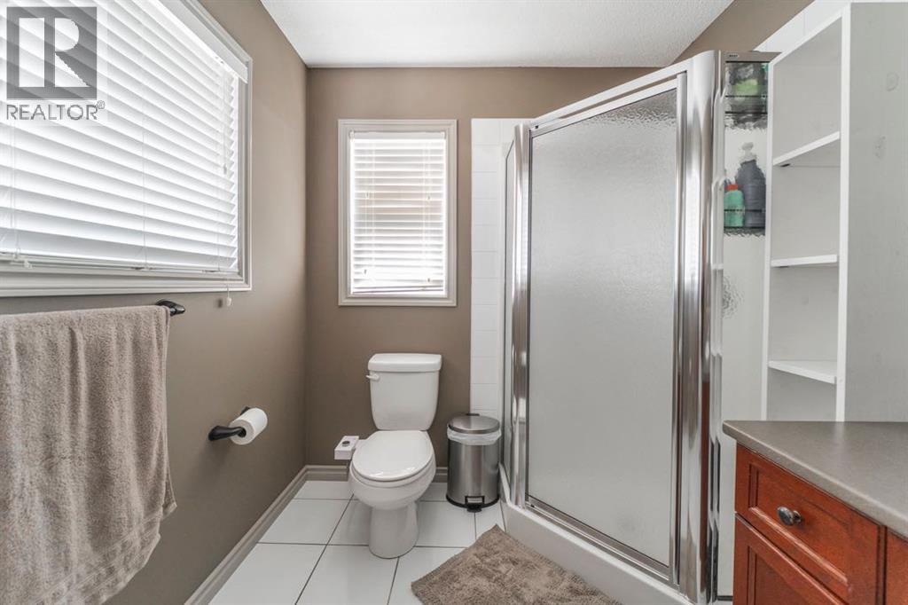 249 Thrush Street, photo 25 of 49