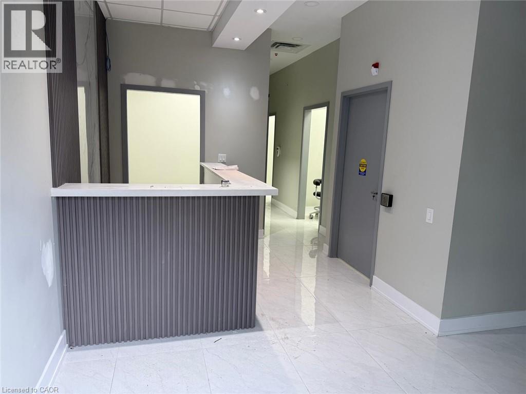 280 LESTER Street Unit# 7 — photo 2