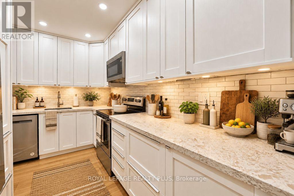 18- 3125 Fifth Line West, Mississauga, ON photo 6