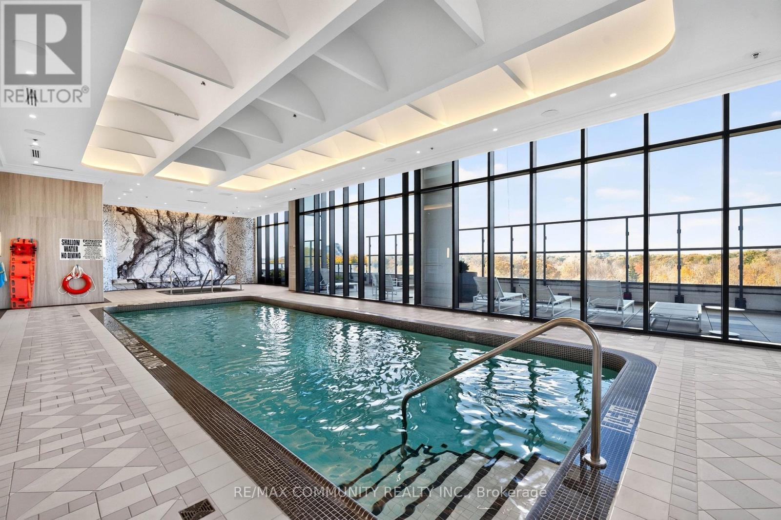 2203- 10 Inn On The Park Drive, Toronto, ON photo 39