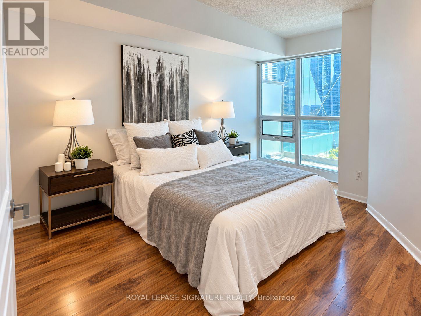 Photo of 1801 - 18 YONGE STREET