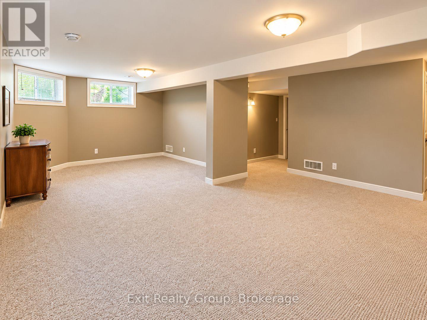 18 Ava Court, Belleville, ON photo 15