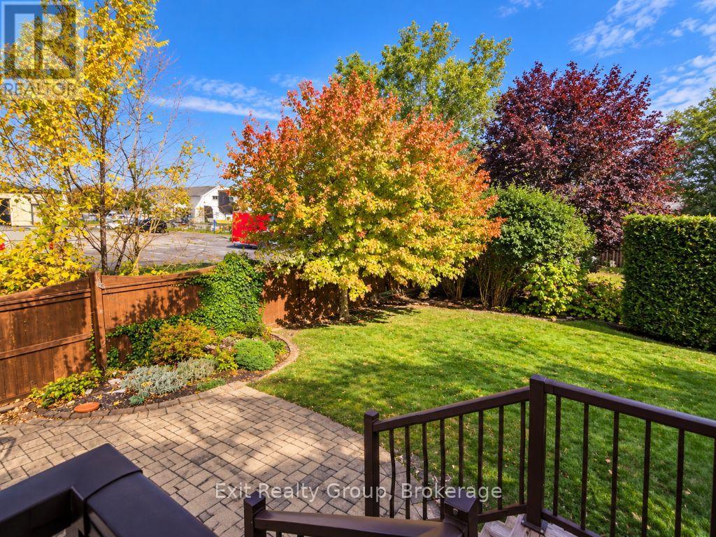 18 Ava Court, Belleville, ON photo 21