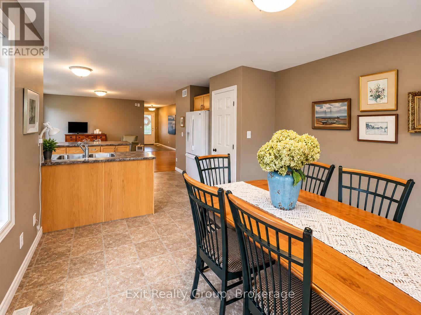 18 Ava Court, Belleville, ON photo 8