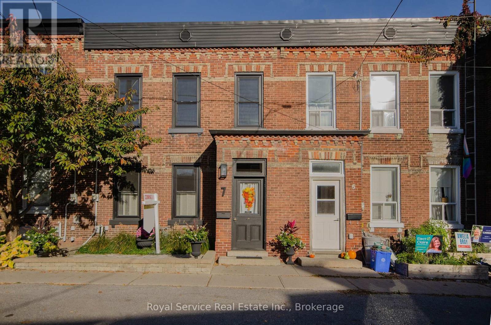 7 Bramley Street North, Port Hope, ON photo 1