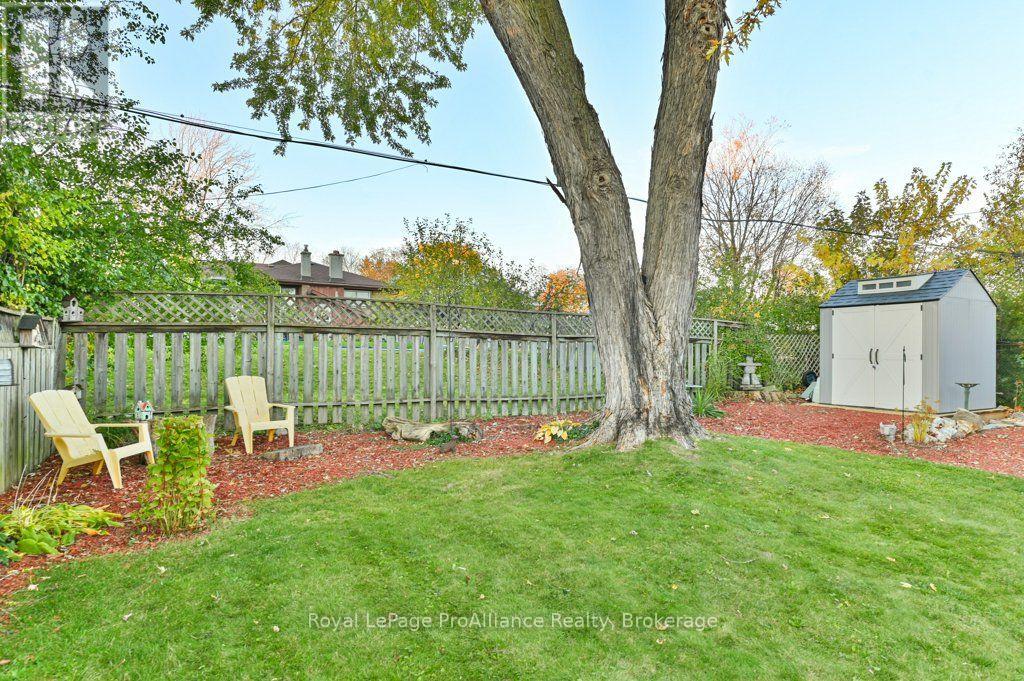 40 Elizabeth Crescent, Belleville, ON photo 39