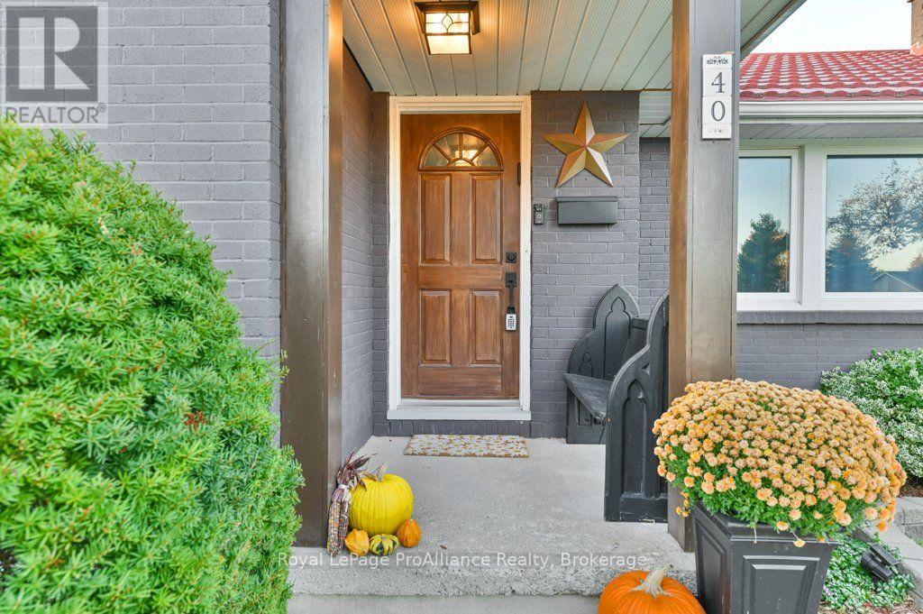 40 ELIZABETH CRESCENT, Belleville (Belleville Ward) — photo 6