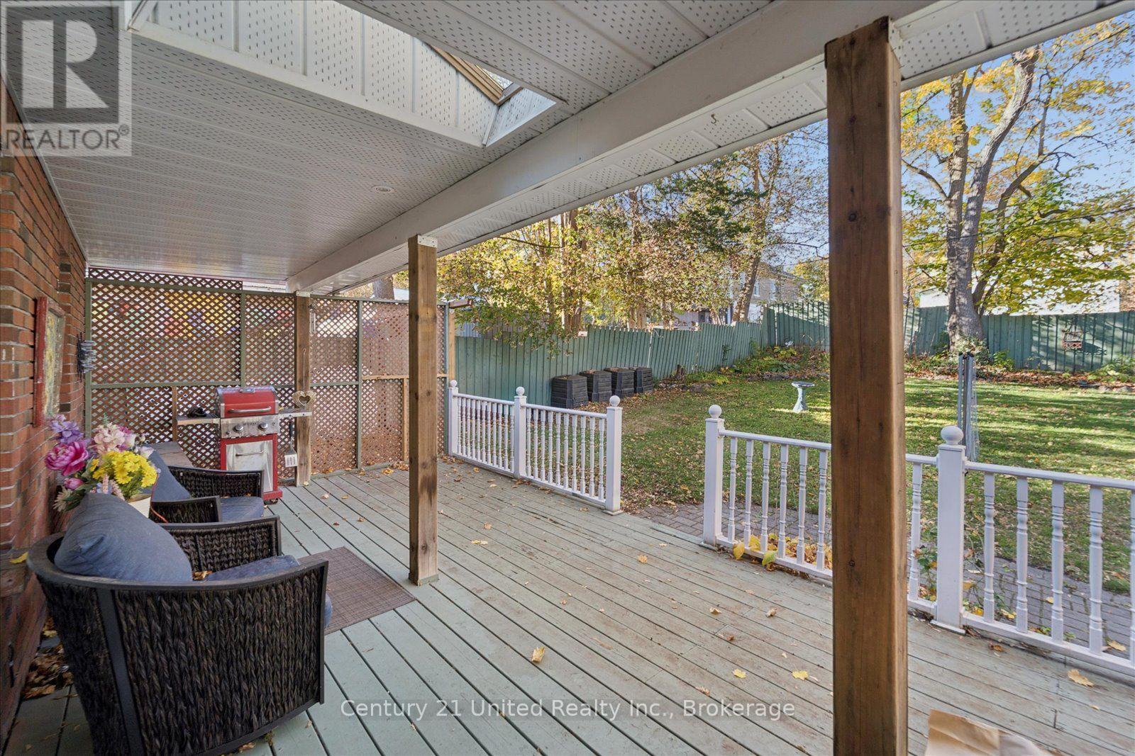 566 Sherbrooke Street, Peterborough, ON photo 40