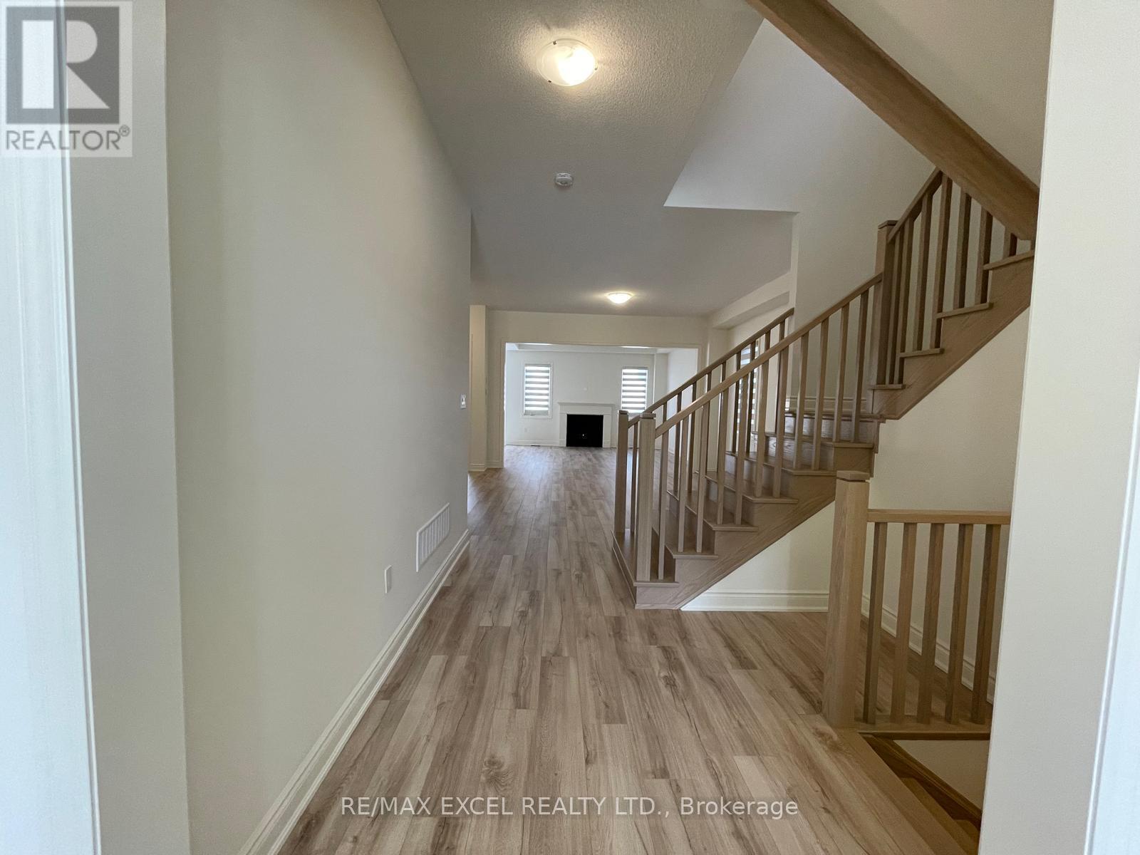 2206 Cayenne Street, Oshawa, ON photo 9