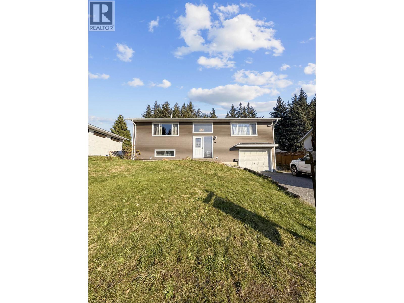 40 DAVY Crescent, Kitimat