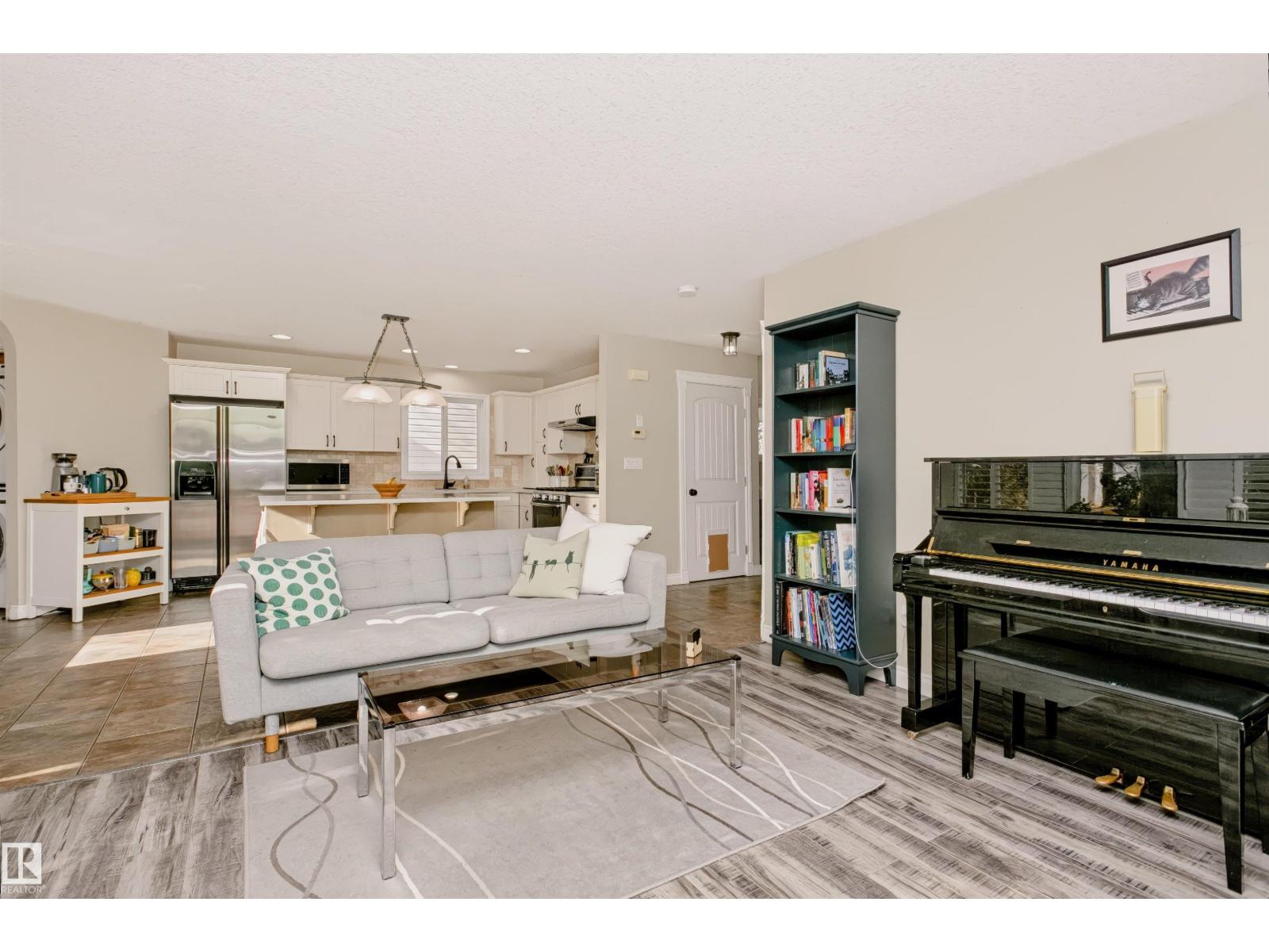 Property photograph 16 for MLS E4514550