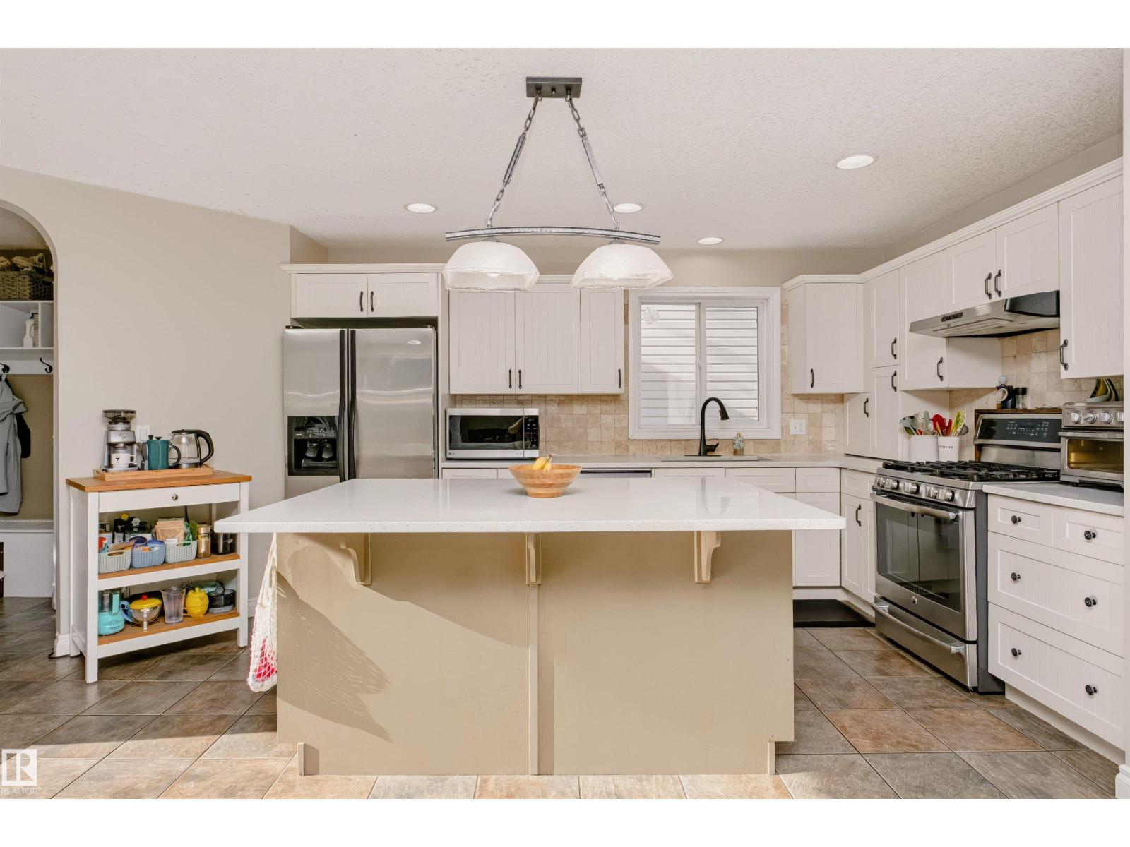 Property photograph 13 for MLS E4514550