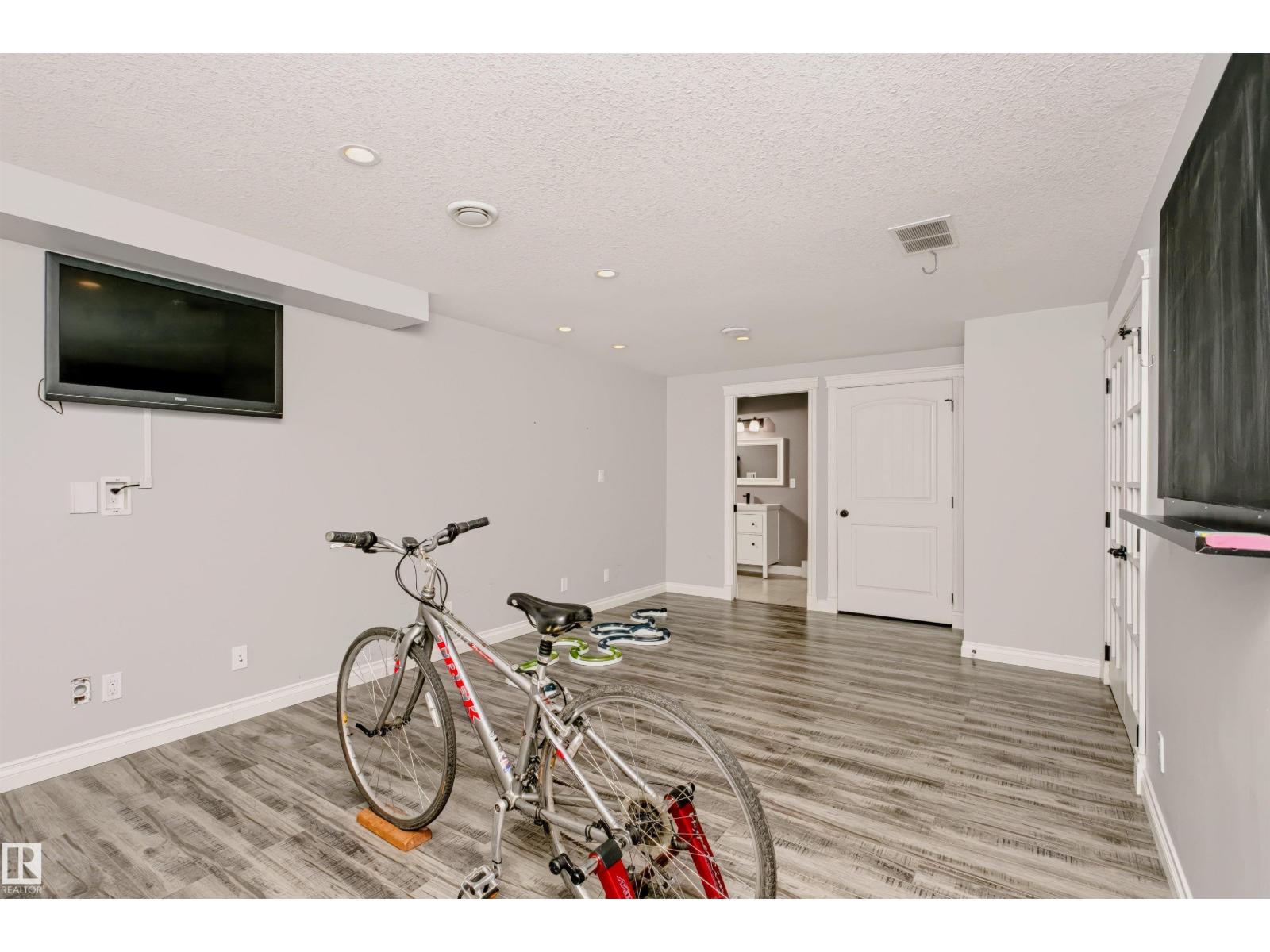 Property photograph 44 for MLS E4514550