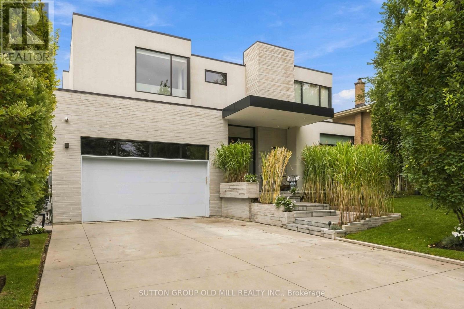 14 Parson Court, Toronto, ON photo 1