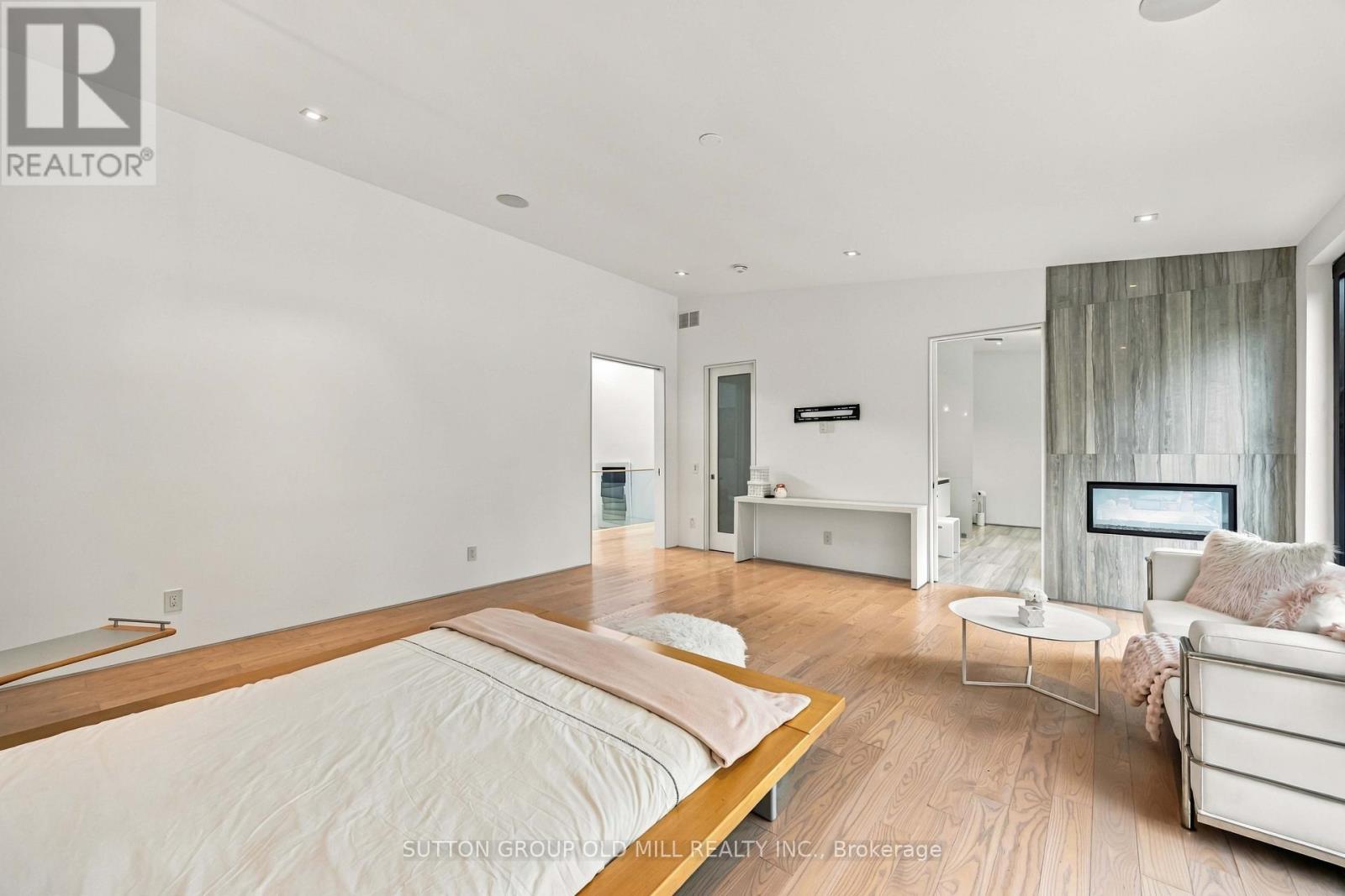 14 Parson Court, Toronto, ON photo 17