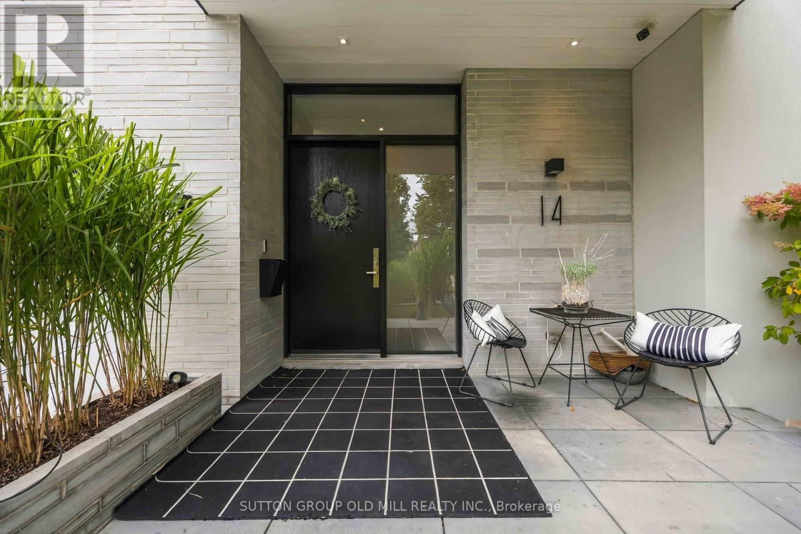 14 Parson Court, Toronto, ON photo 2