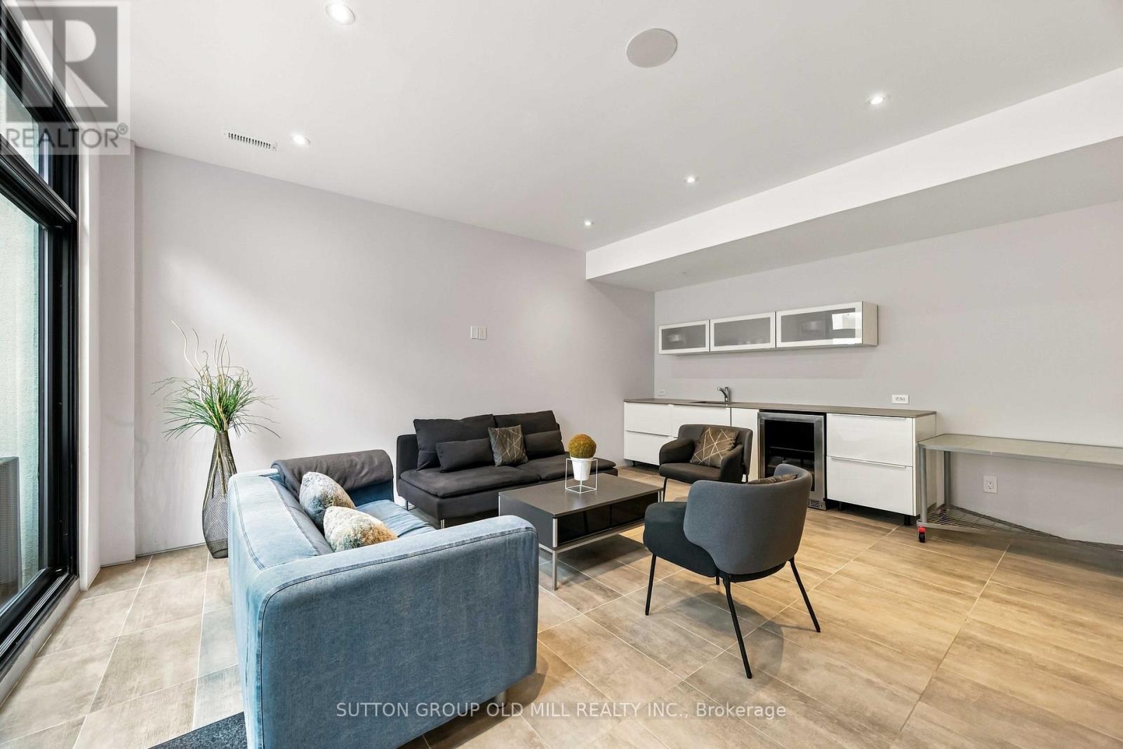 14 Parson Court, Toronto, ON photo 20