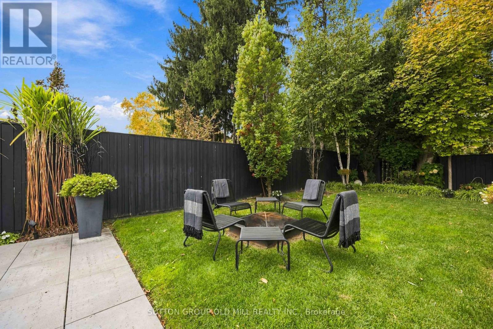 14 Parson Court, Toronto, ON photo 28