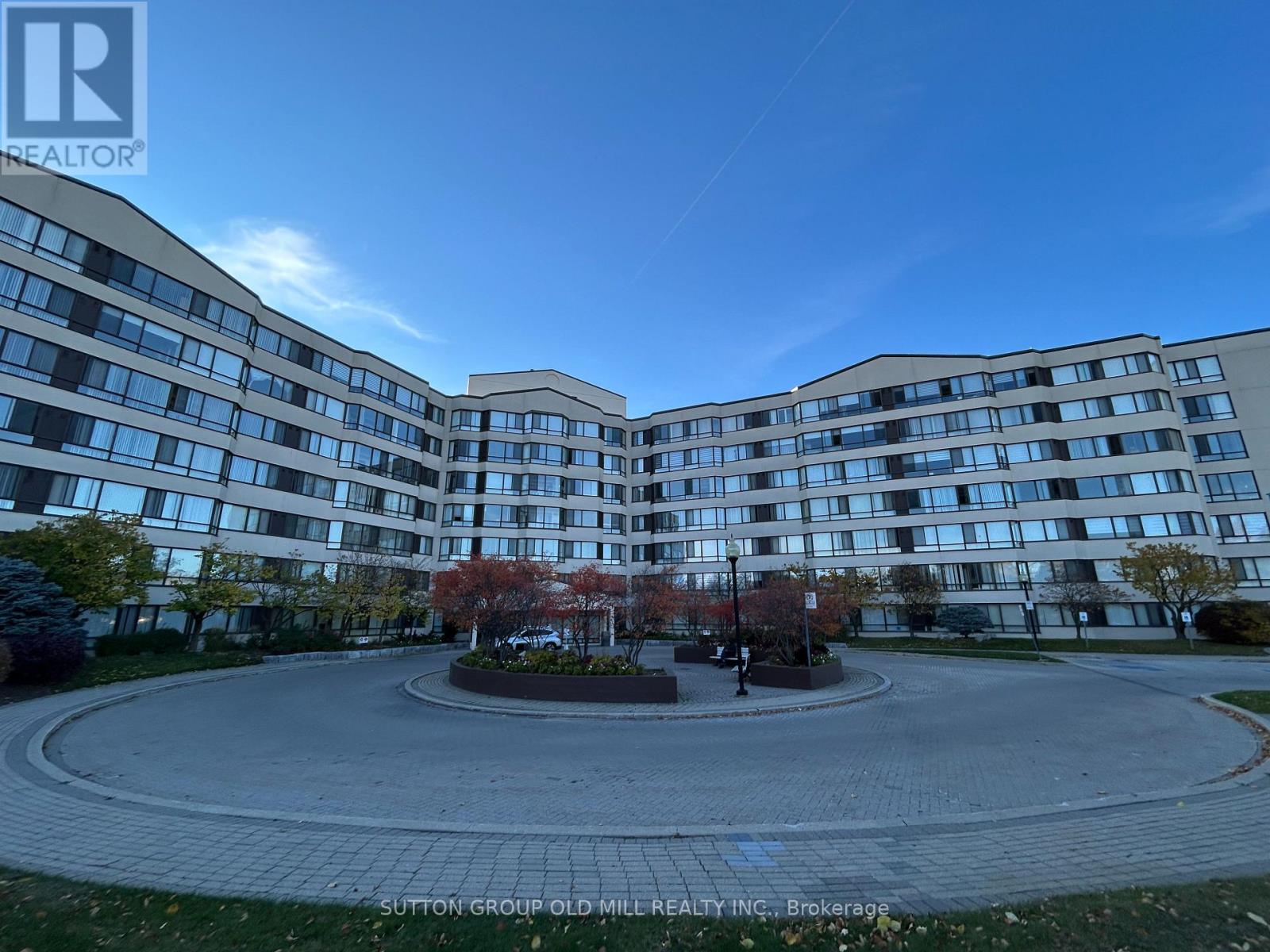 Photo of 1001 Cedarglen Gate