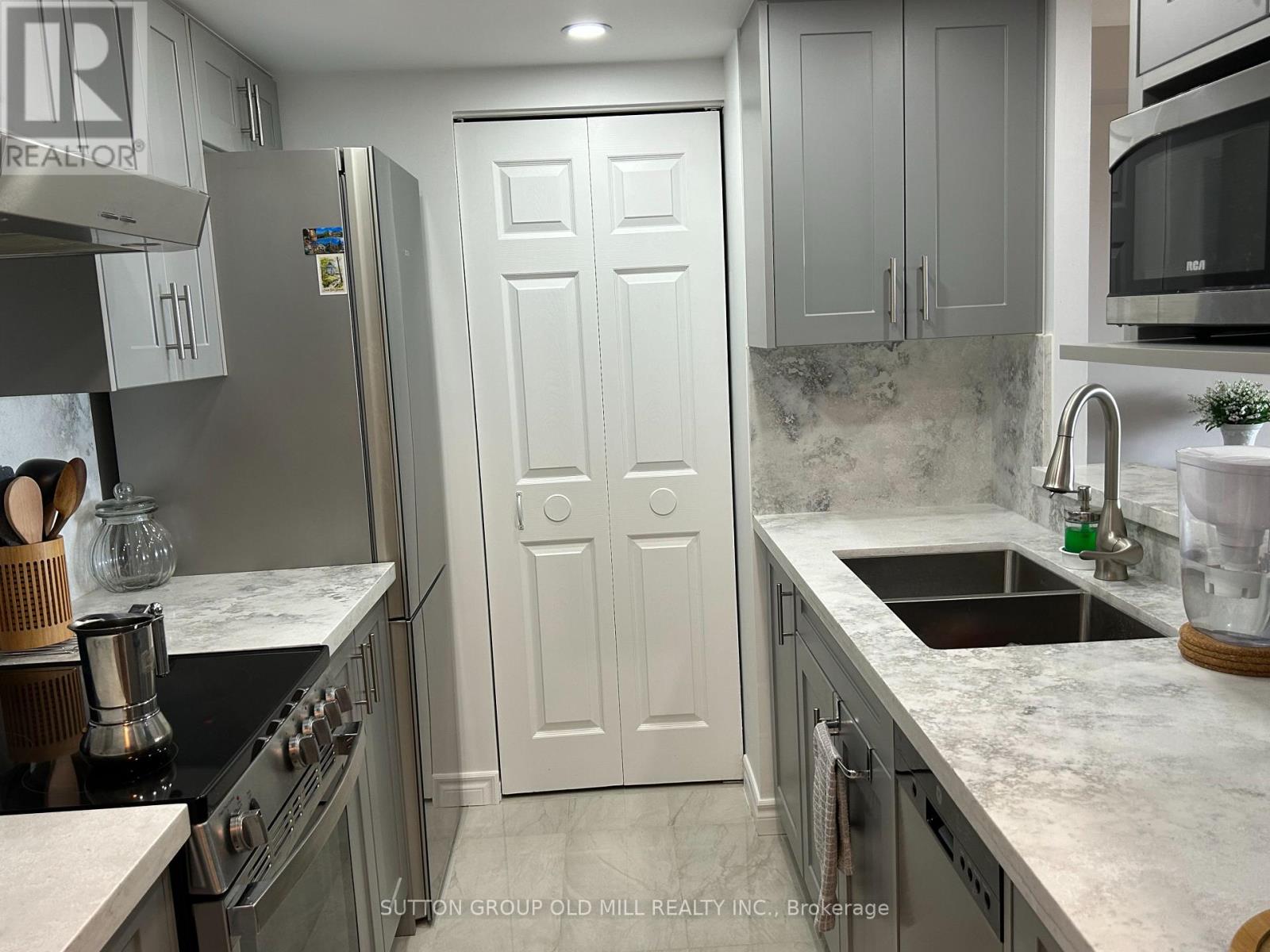 609- 1001 Cedarglen Gate, Mississauga, ON photo 26