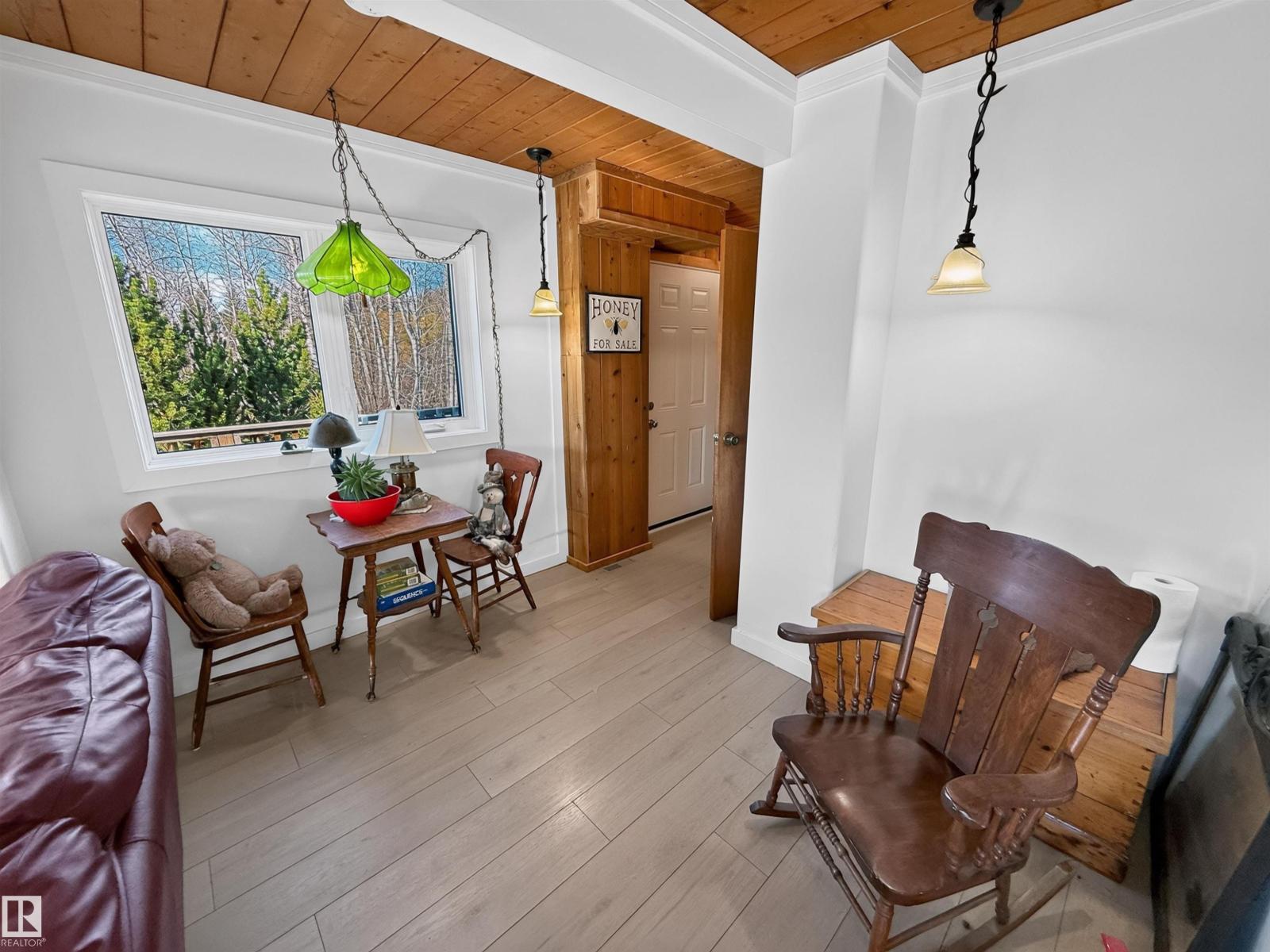 Property photograph 18 for MLS E4514551