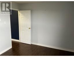 10 Nash Crescent thumbnail 3