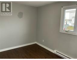 10 Nash Crescent thumbnail 4