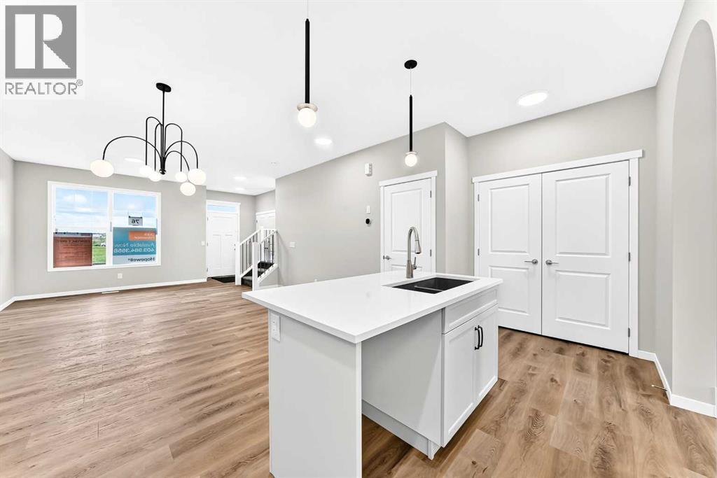 76 Mercado Road SE, photo 14 of 48
