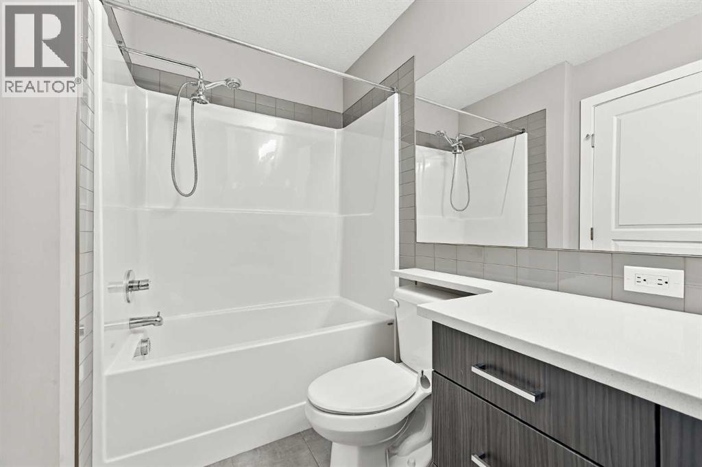 1604, 32 Horseshoe Crescent, photo 16 of 27