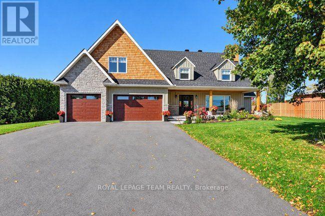 4 Bed, 3 Bath House for Sale in Ottawa – 2710 RIVER ROAD, Ottawa – MLS# X13745966 - Image 2