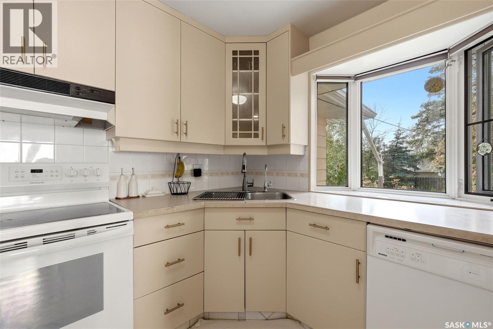 20 Montgomery ROAD, Regina — photo 11