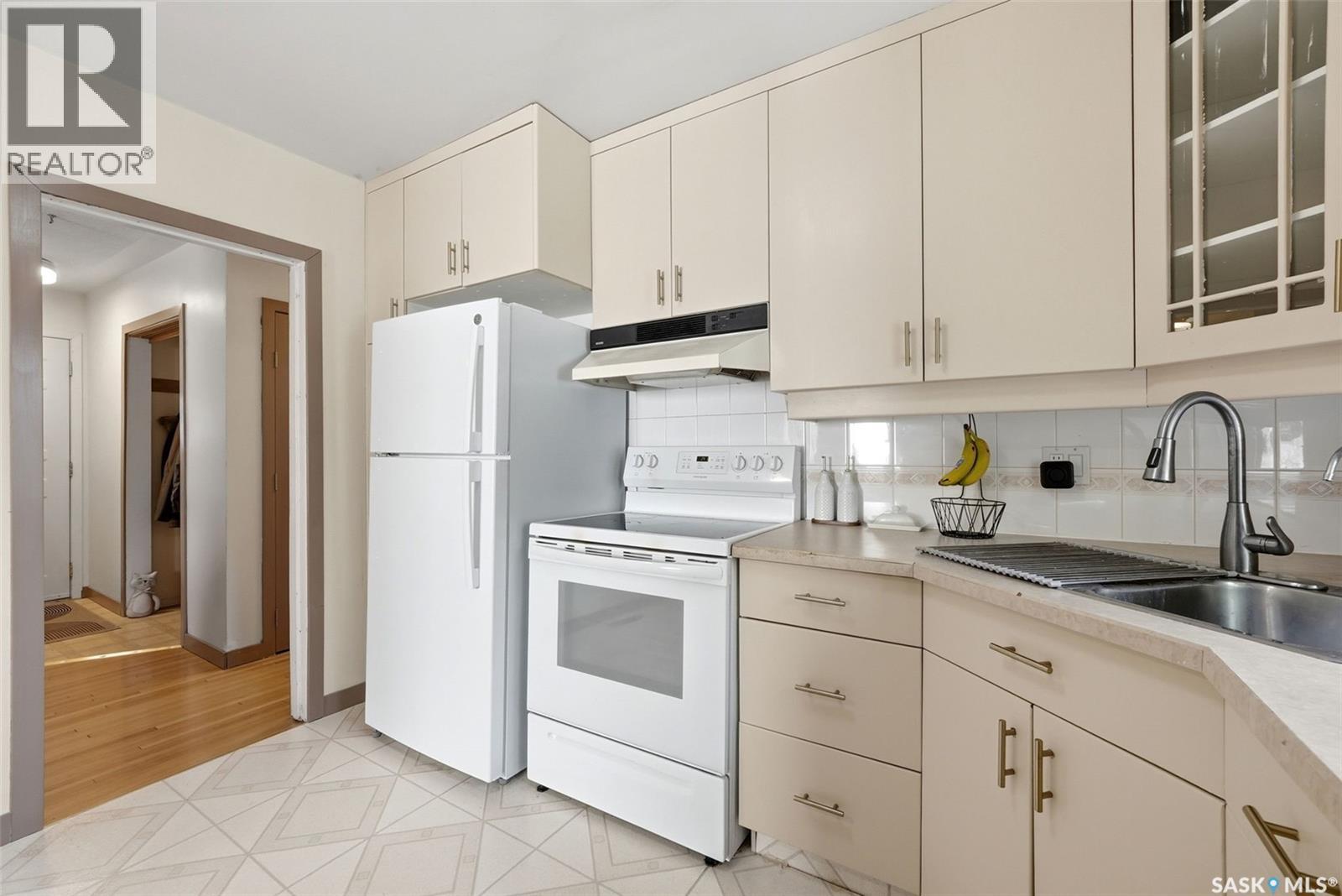 20 Montgomery ROAD, Regina — photo 12