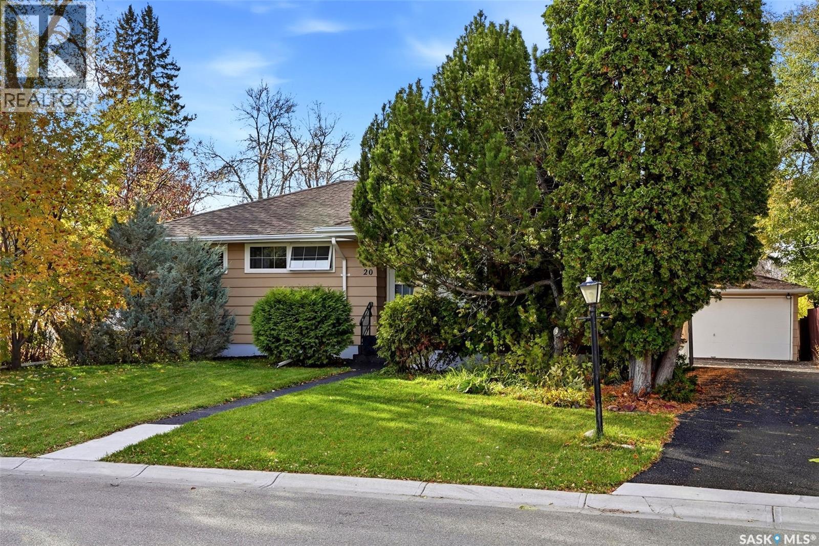 20 Montgomery ROAD, Regina — photo 2