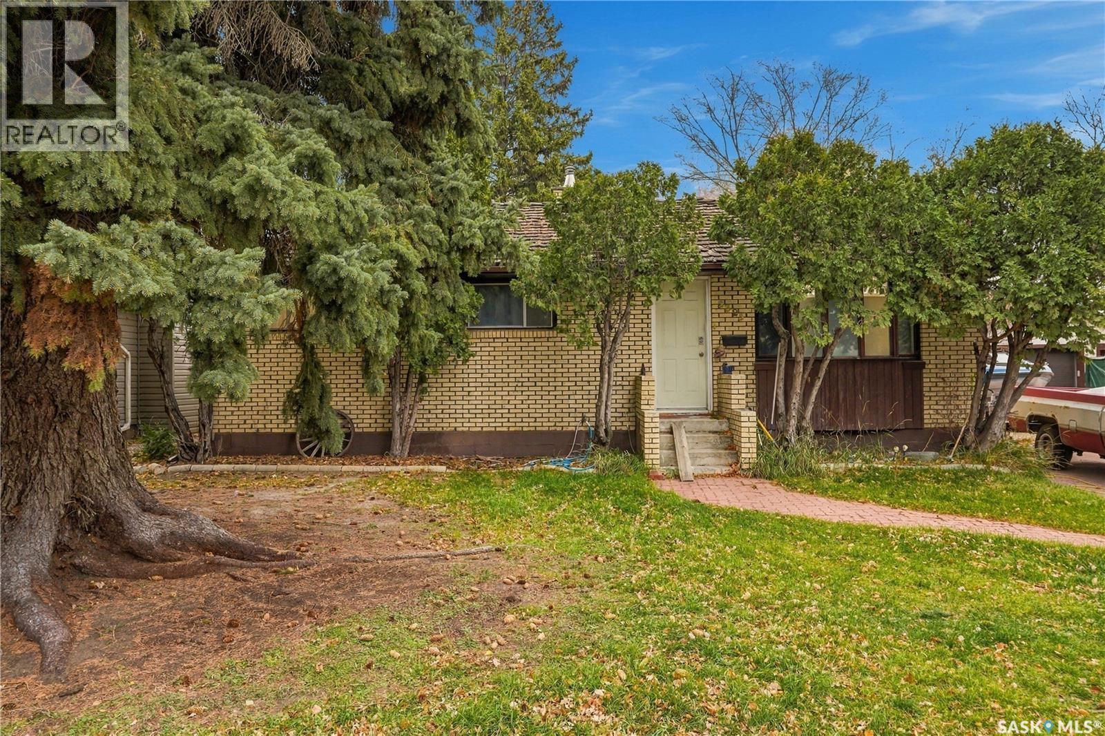 2325 Wiggins AVENUE S, Saskatoon