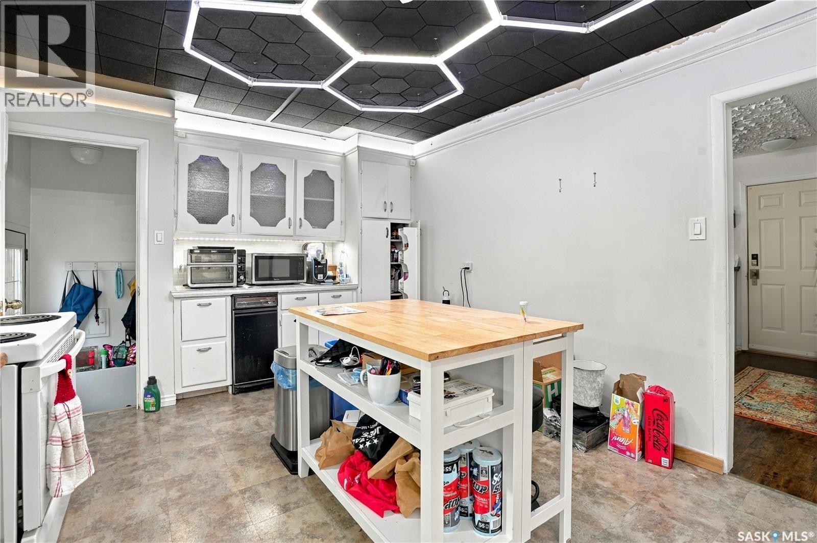 2325 Wiggins AVENUE S, Saskatoon — photo 5