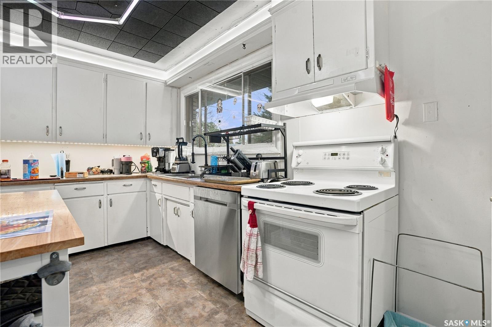 2325 Wiggins AVENUE S, Saskatoon — photo 7