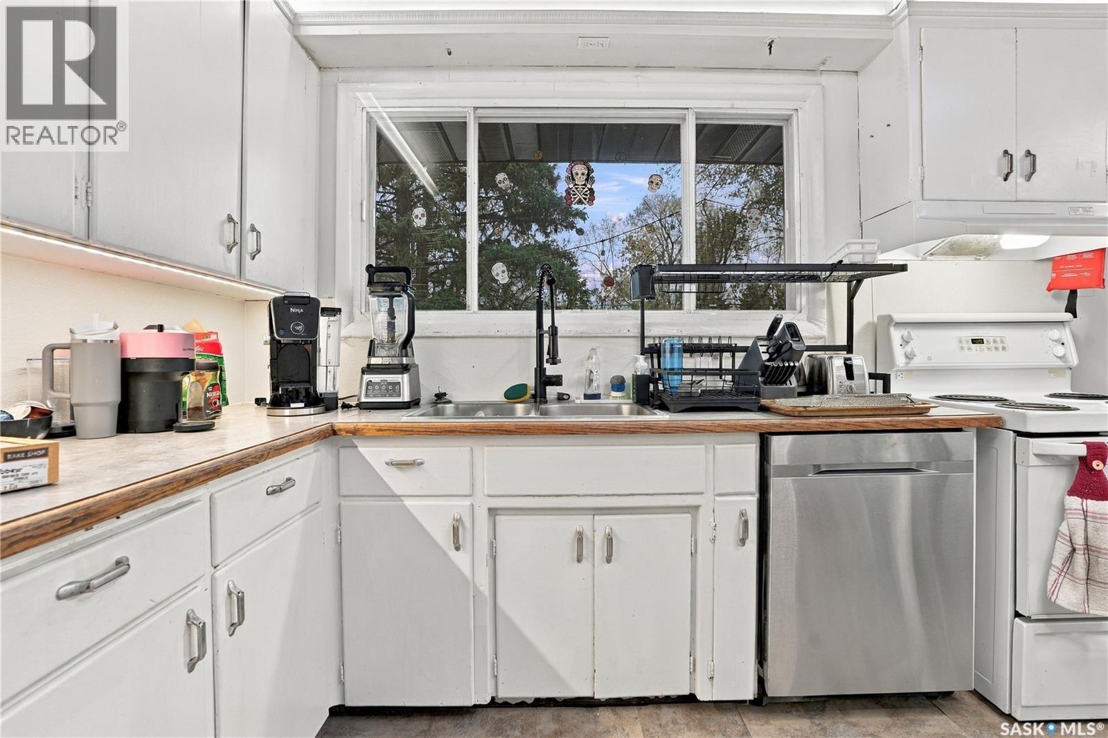 2325 Wiggins AVENUE S, Saskatoon — photo 8