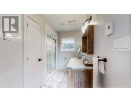 35 Southern Shore Drive thumbnail 17