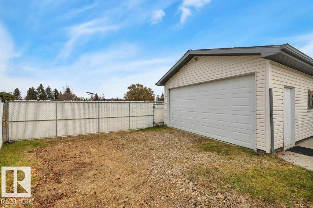 4510 42A Avenue, photo 49