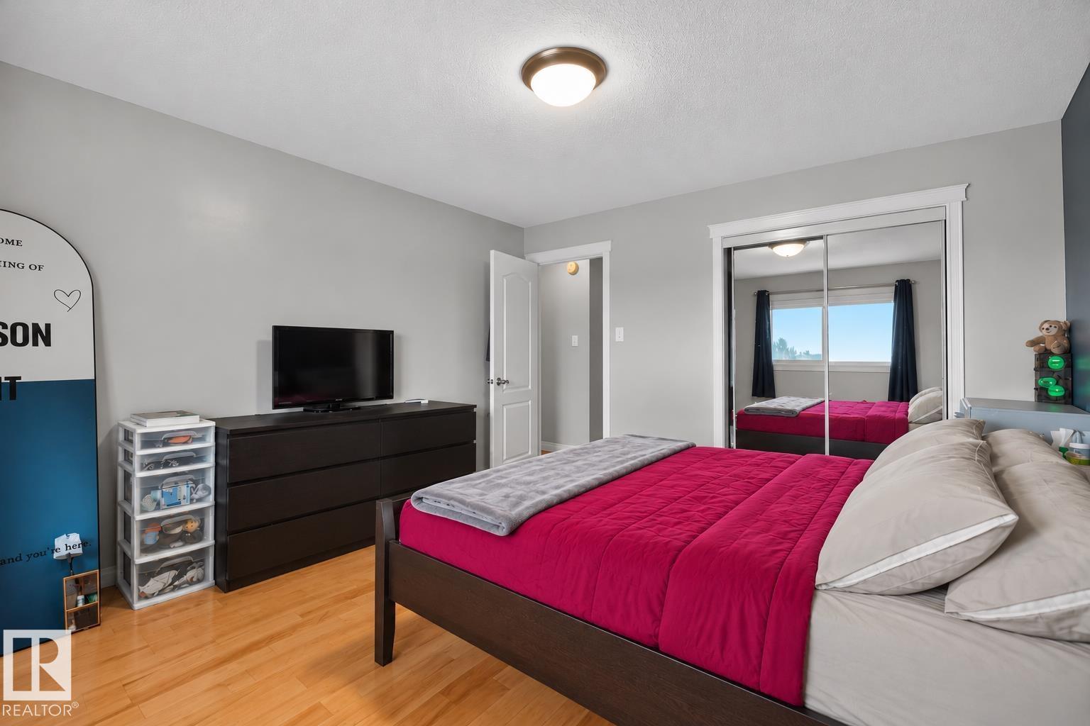 #402 9925 83 AV NW, photo 14 of 23