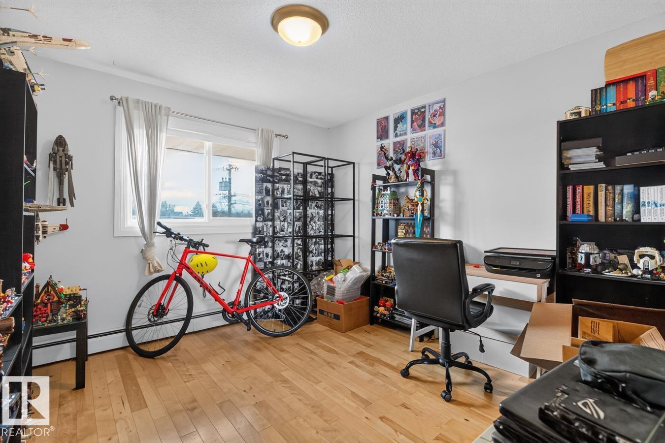 #402 9925 83 AV NW, photo 15 of 23